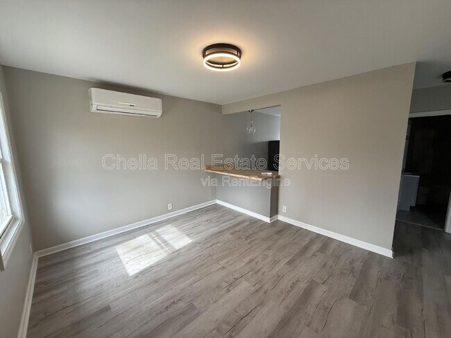 Building Photo - 922 Morrow Rd