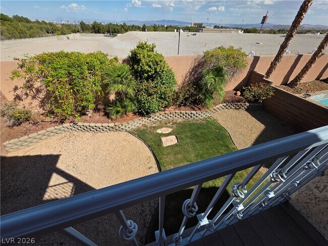 Building Photo - 468 Lacabana Beach Dr