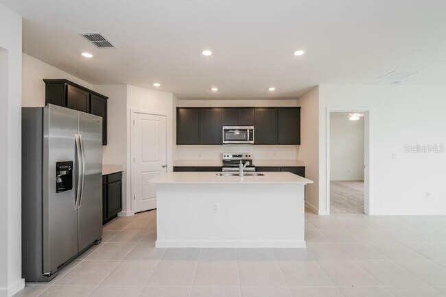 Building Photo - 4042 Obsidian Dr