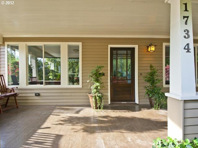 Building Photo - Charming Craftsman with Modern Upgrades – ...