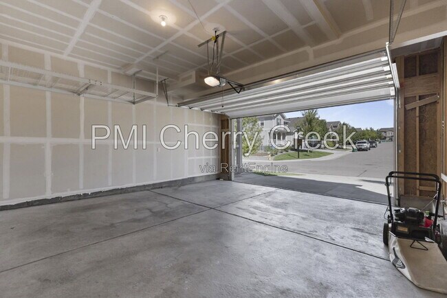 Building Photo - 21294 E Stanford Dr