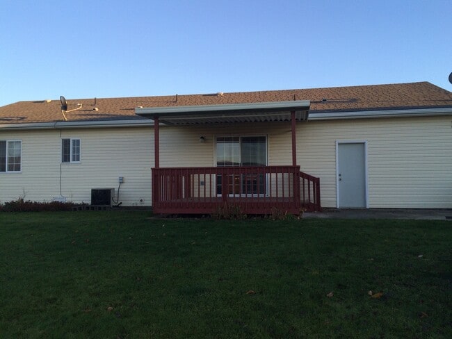 Building Photo - Ephrata House for Rent!