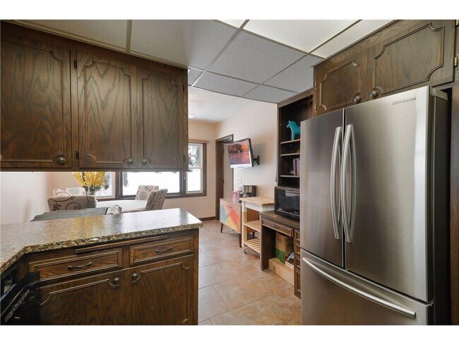 Building Photo - SINGLE FAMILY HOME! 3 CAR GARAGE BLOCKS FROM CAMDEN + NORTHEAST MPLS!