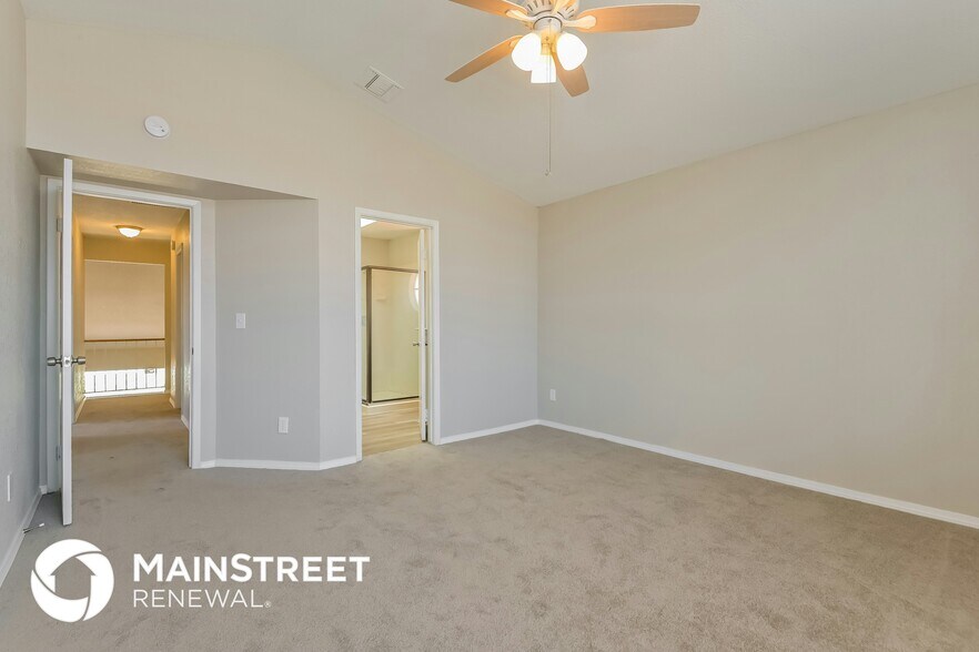 Building Photo - 9585 E Ashford Dr