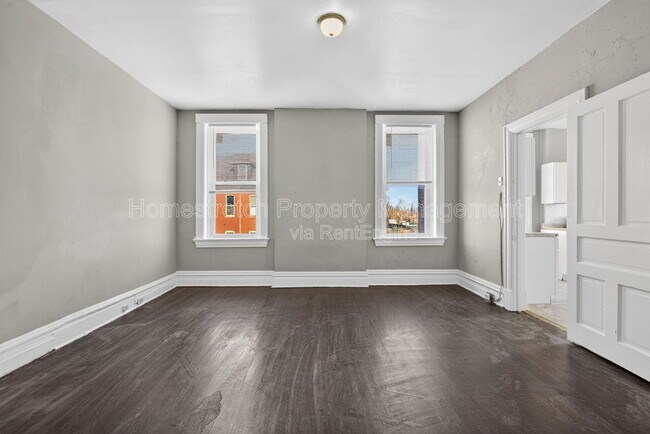 Building Photo - 2100 Adelaide Ave