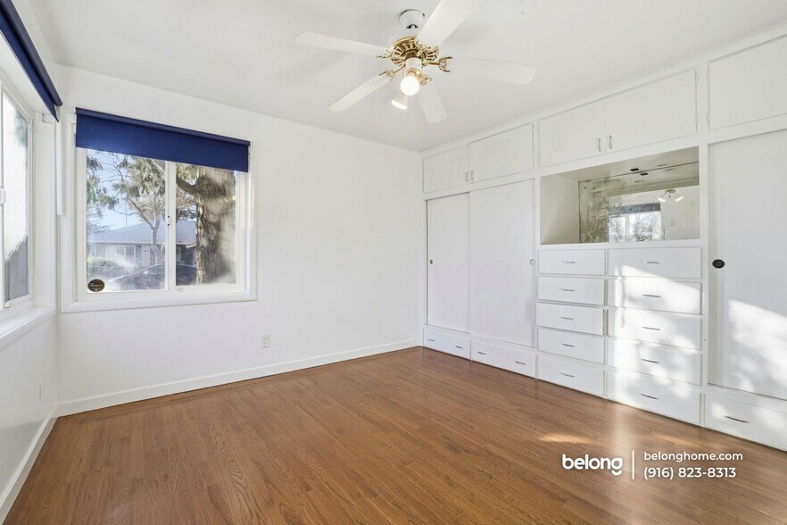 Building Photo - 9623 Adams St