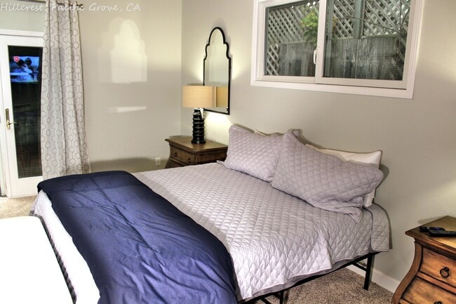 Building Photo - 376 Hillcrest Ave