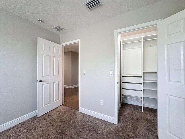 Building Photo - 1606 Feather Grass Loop