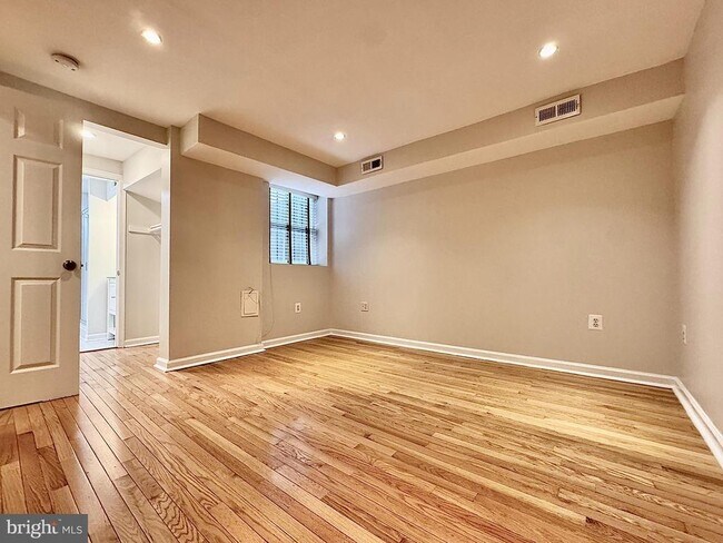 Building Photo - 2017 13th St NW