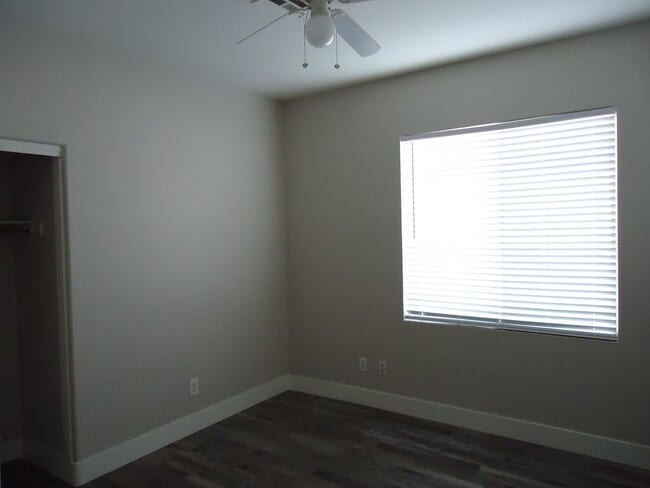 Building Photo - Nice two story house on SW area