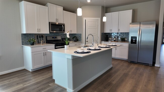 Building Photo - 1629 Hopson Rnch Dr