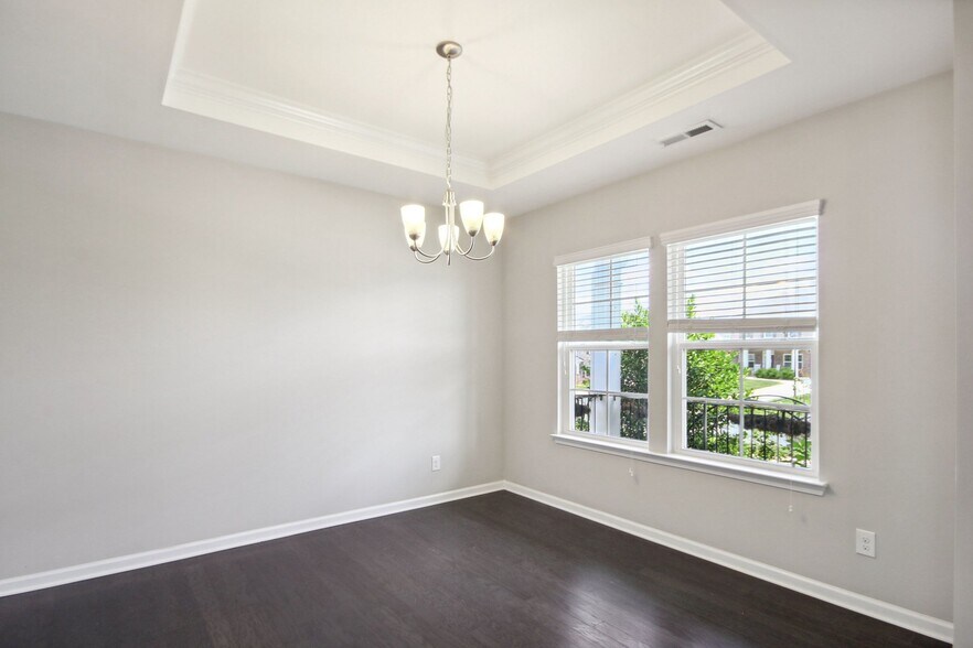 Building Photo - 2169 Grist Mill Dr SW