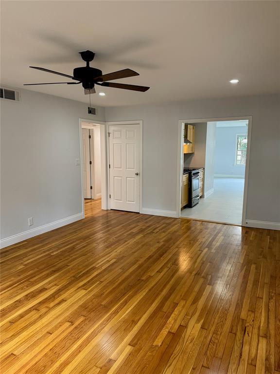 Building Photo - 1009 Alegria Rd