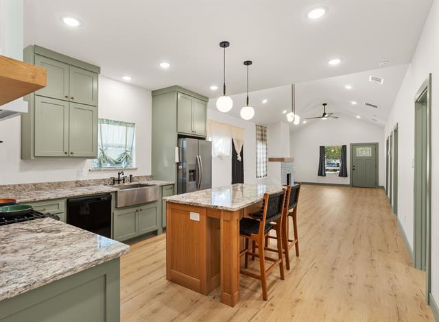 Building Photo - 3028 College Ave