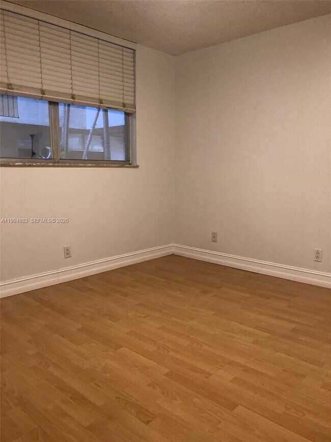 Building Photo - 404 NW 68th Ave