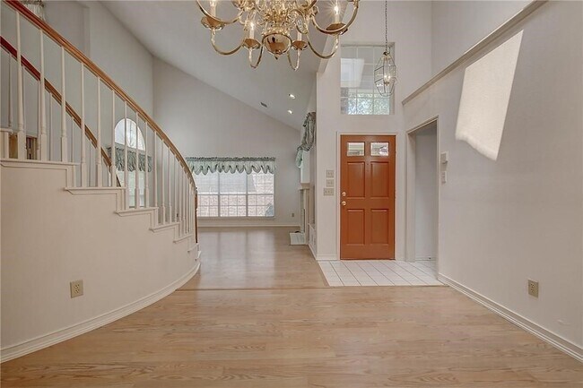 Building Photo - 3005 Warm Springs Ln