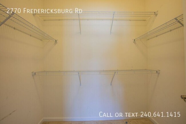 Building Photo - 2770 Fredericksburg Rd