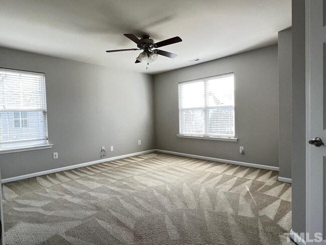 Building Photo - 4 Bedroom Single Family RDU RTP