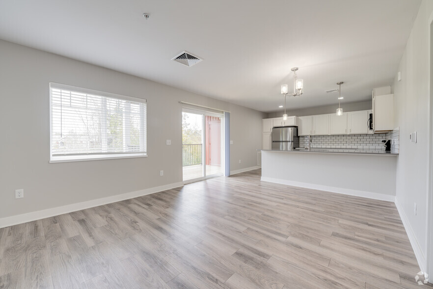 The Traverse - Reserve at Oxford - Oxford Place - The Reserve