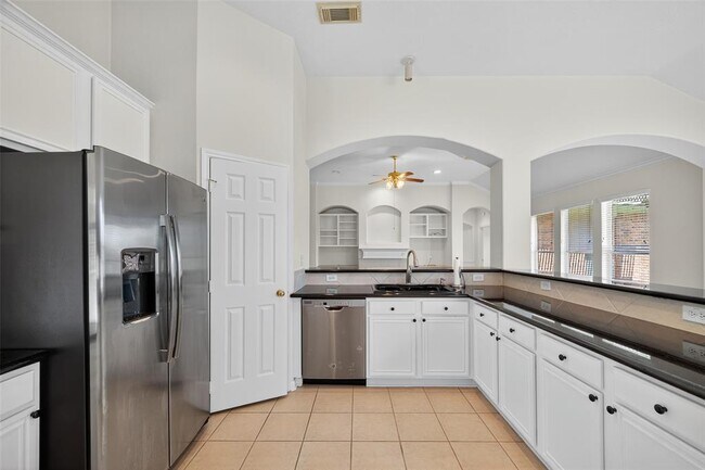 Building Photo - 3491 Cedar Prairie Dr