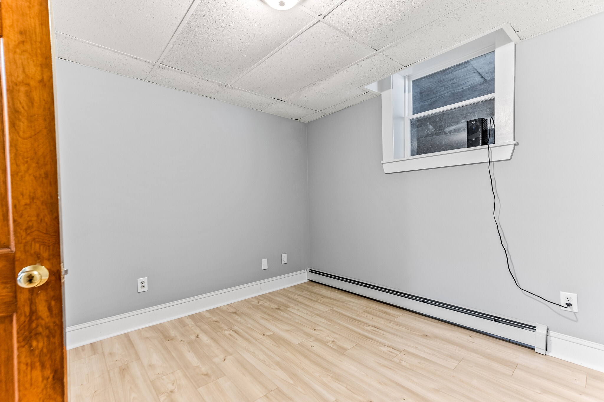 Building Photo - 547 White Mountain Hwy