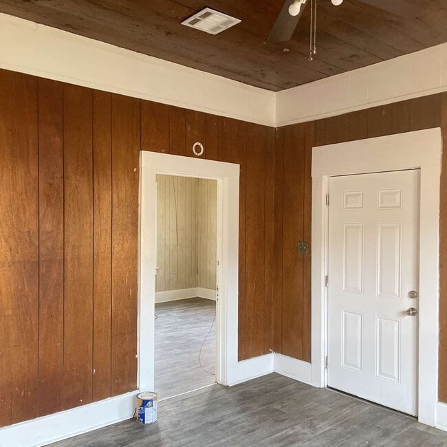 Building Photo - 2812 Gordon Ave