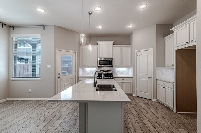 Building Photo - 5543 Purple Meadow Ln