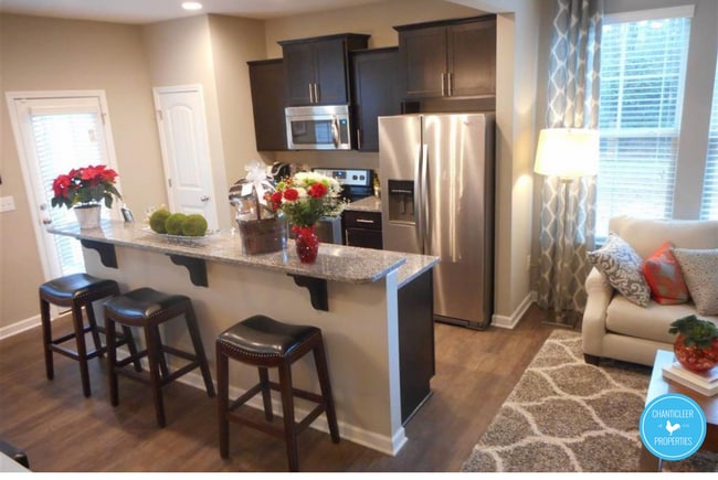 Building Photo - 2147 Sunny Cove Dr