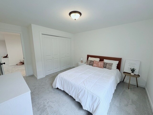 Building Photo - 5290 Pinecrest Ct N