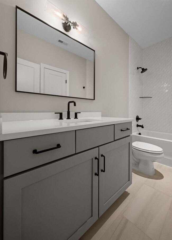 Building Photo - BRAND NEW! Spacious Nashville Home in a Qu...