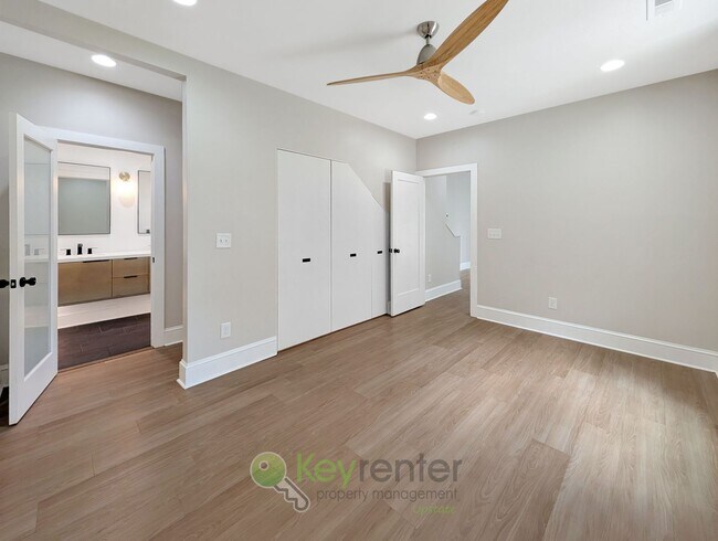 Building Photo - Updated Overbrook Home with Finished Basement & Fenced Yard Near Downtown Greenville