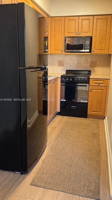 Building Photo - 2607 NE 8th Ave