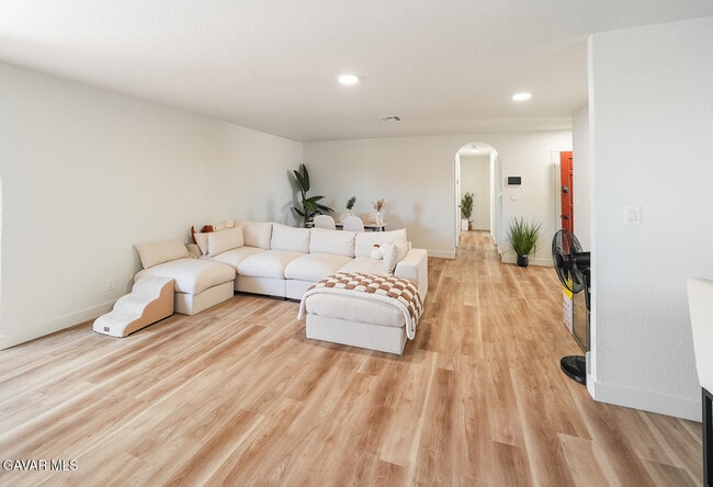 Building Photo - 7648 Jimson Ave