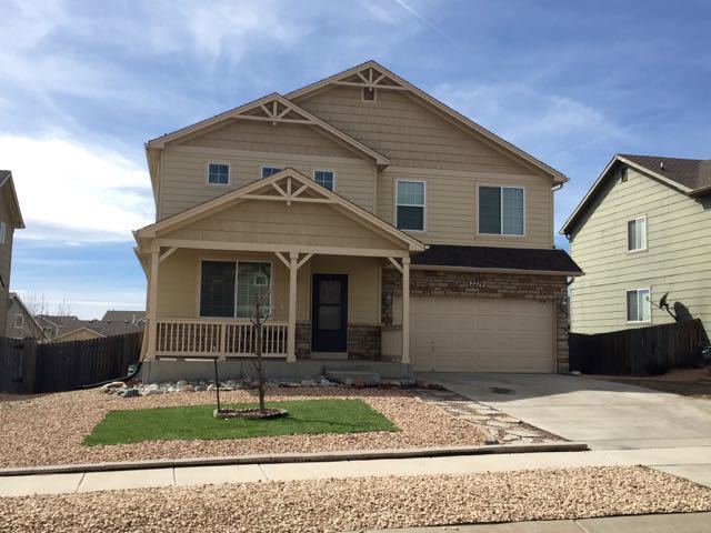 Primary Photo - HUGE 3 bed 3.5 bath + Bonus Room with Fini...