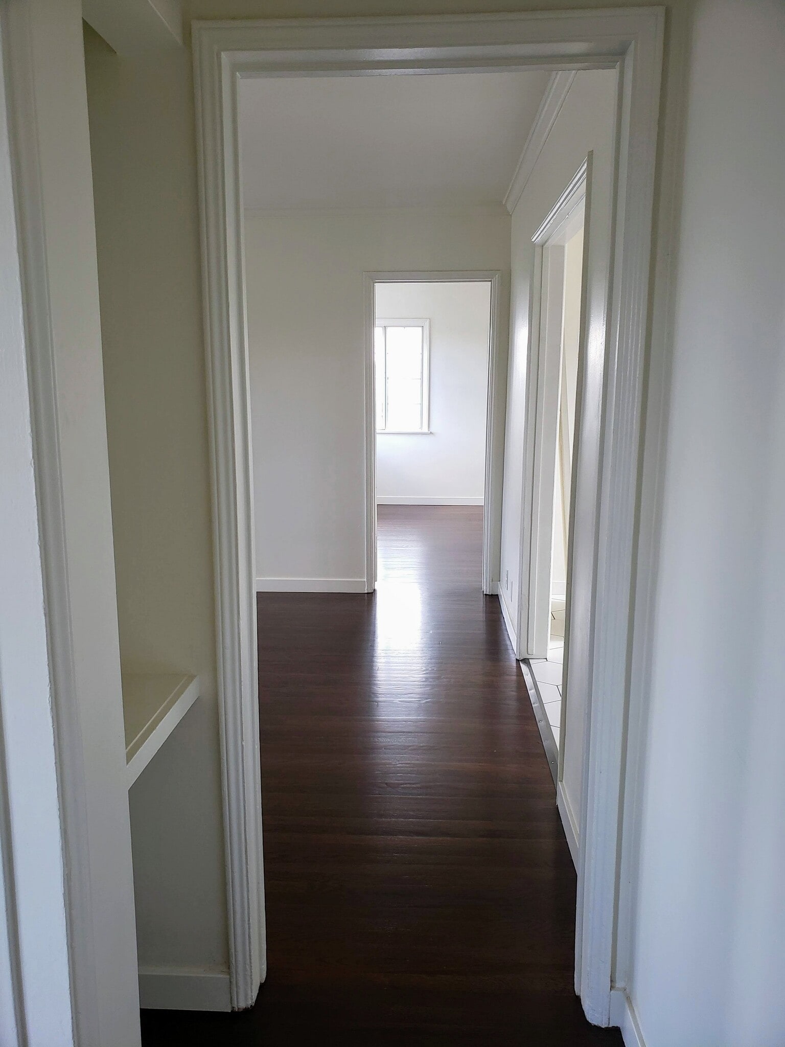 Building Photo - 4403 1/2 W Exposition Blvd