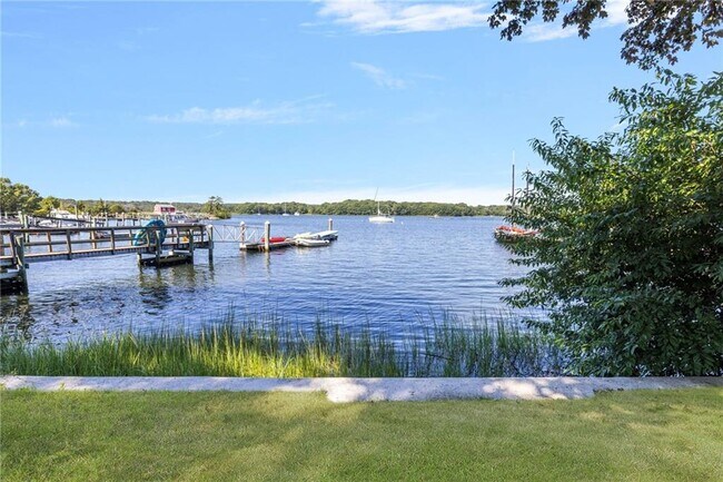 Building Photo - 14 Betty Hill Rd