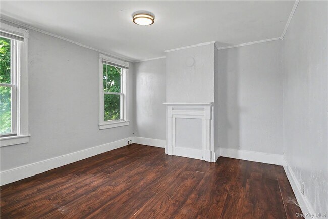 Building Photo - 39 Spruce St