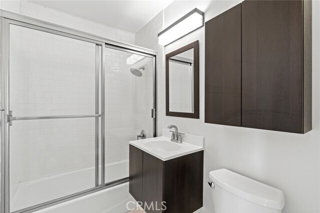 Building Photo - 271 16th Pl