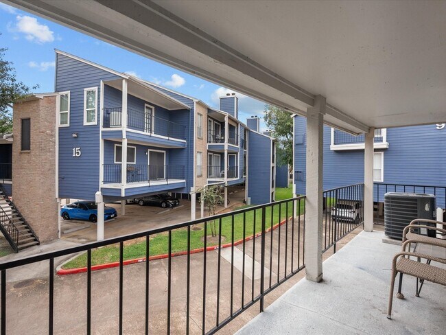 Building Photo - 18515 Egret Bay Blvd