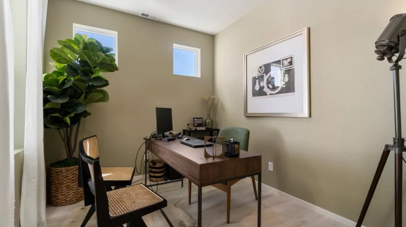 Building Photo - 24526 E Short Tail Ln