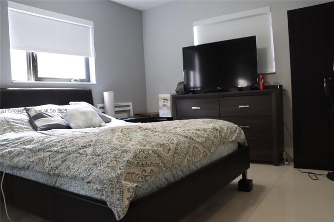 Building Photo - 10384 NW 128th Terrace