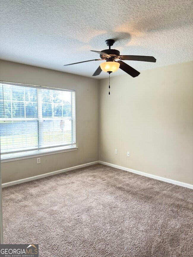 Building Photo - 138 Hamilton Dr