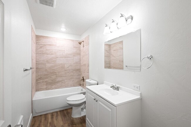 Building Photo - 781 S 1800 W