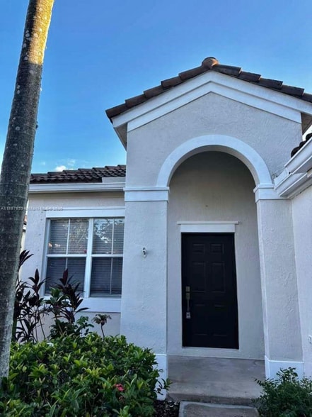 Building Photo - 1761 Aspen Ln