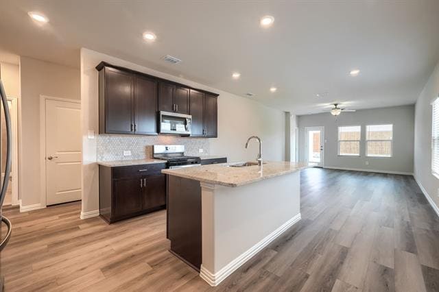 Building Photo - 511 Ezra Ln