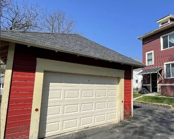 Building Photo - 519 E Monroe St