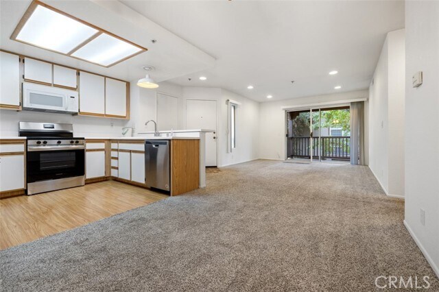 Building Photo - 2800 Keller Dr