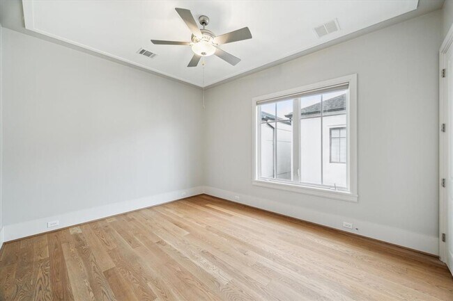 Building Photo - 1509 Caywood Ln