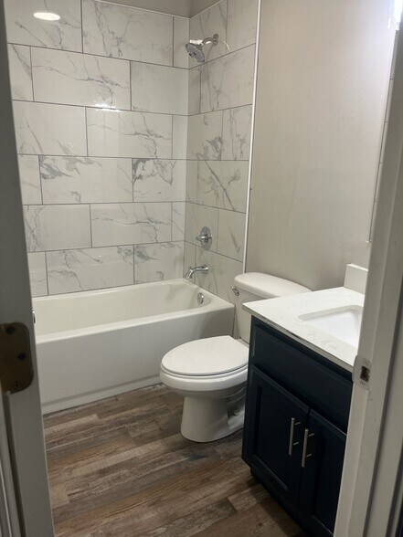 Building Photo - 244 MS-30