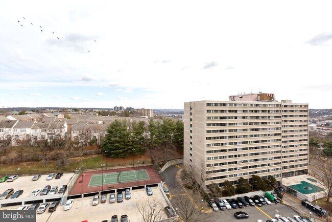 Building Photo - 6101 Edsall Rd